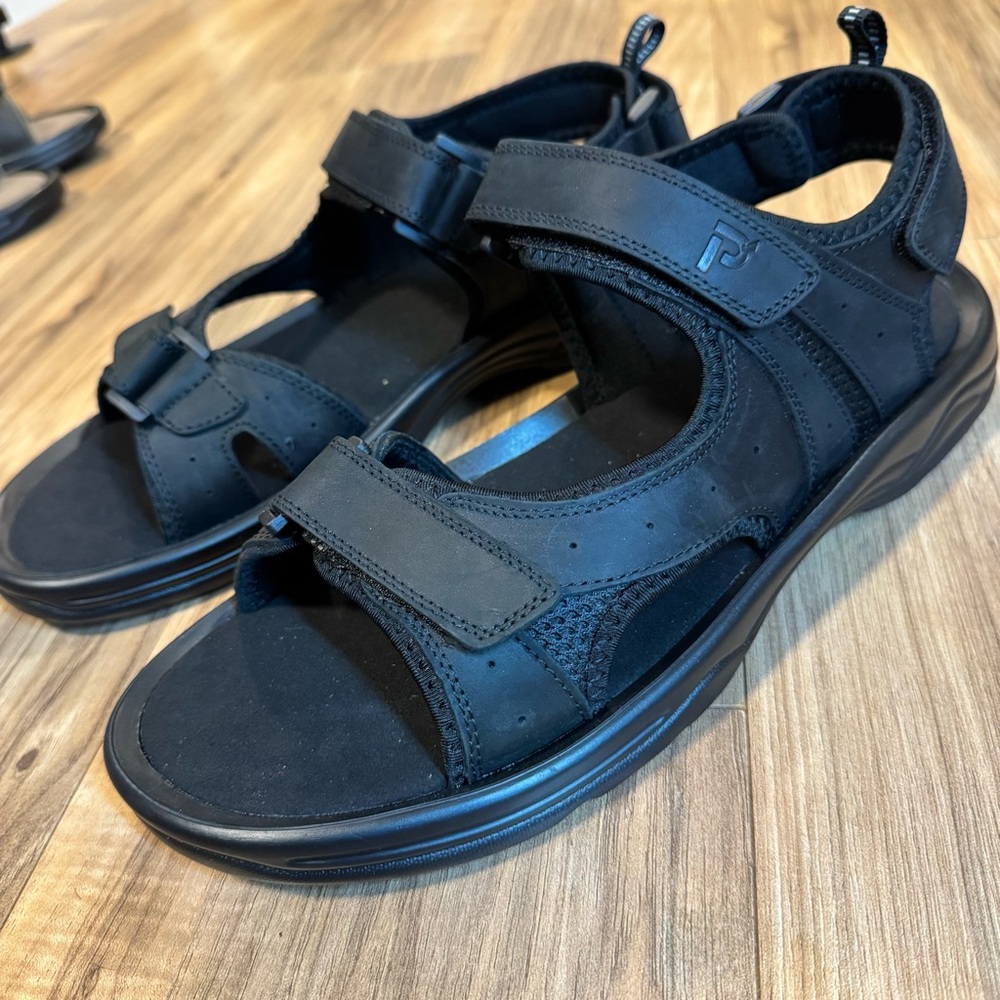 Men’s Propet Leather Sandals MSV013L All Black Daytona Size 13L New Without Box
